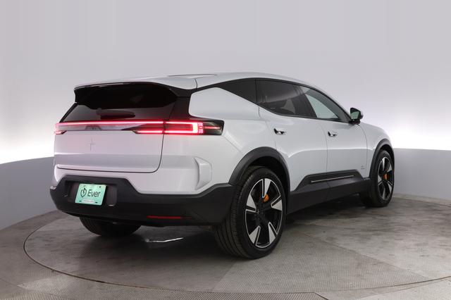 2025 Polestar 3 — photo 2 of 21