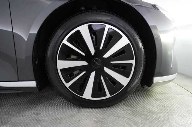 2023 Lucid Air — photo 15 of 20