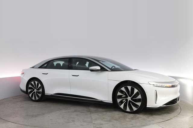 2023 Lucid Air — photo 11 of 21