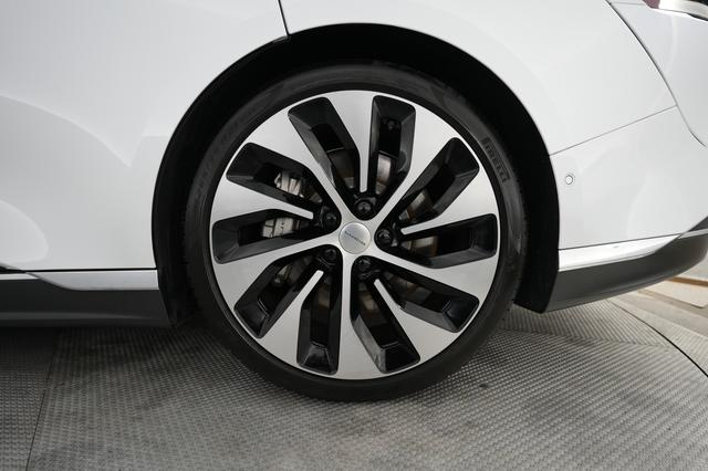 2023 Lucid Air — photo 7 of 21