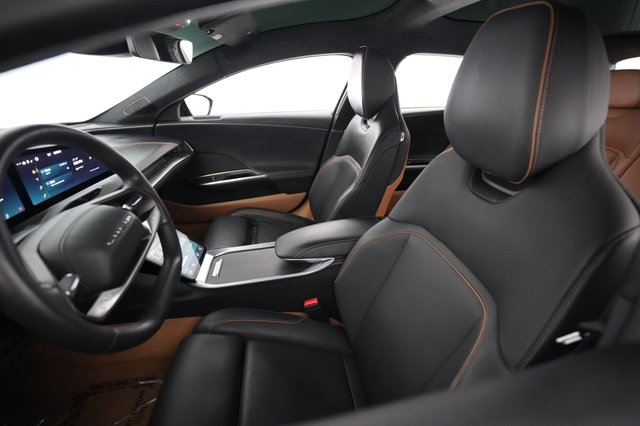 2023 Lucid Air — photo 3 of 21