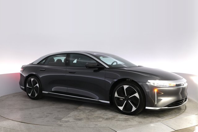 2023 Lucid Air — photo 11 of 21