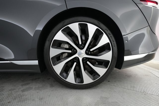 2023 Lucid Air — photo 7 of 20