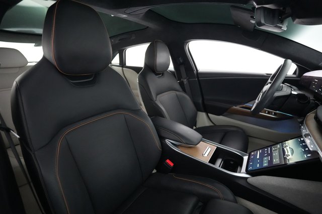 2023 Lucid Air — photo 5 of 20