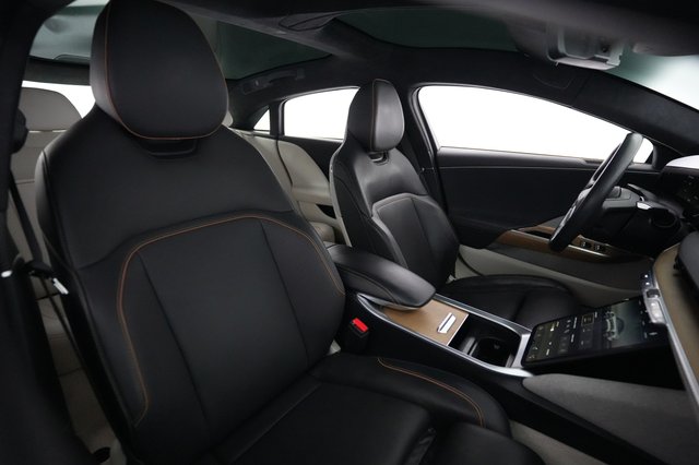 2023 Lucid Air — photo 18 of 21
