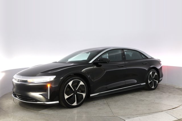 2023 Lucid Air — photo 14 of 21