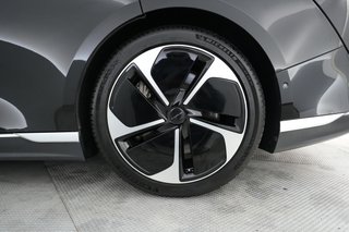 2023 Lucid Air — photo 7 of 21