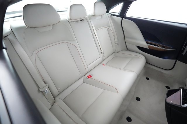 2023 Lucid Air — photo 4 of 24