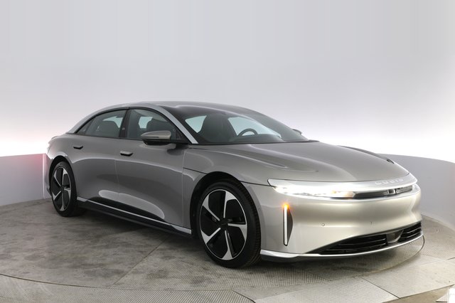 2023 Lucid Air — photo 10 of 24