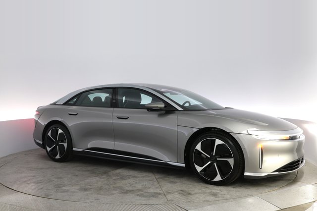 2023 Lucid Air — photo 11 of 24