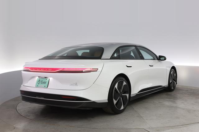 2023 Lucid Air — photo 2 of 21