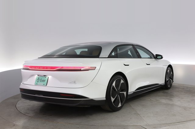 2023 Lucid Air — photo 2 of 21