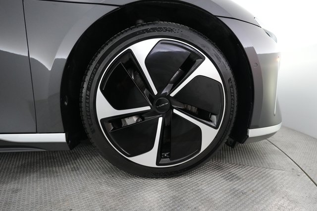 2023 Lucid Air — photo 16 of 21