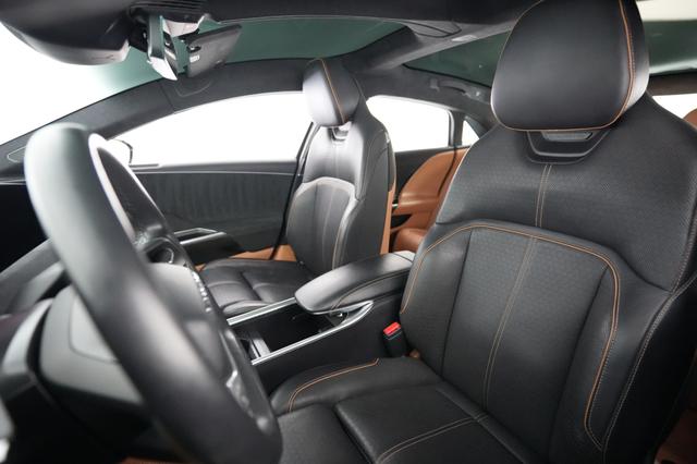 2023 Lucid Air — photo 3 of 20