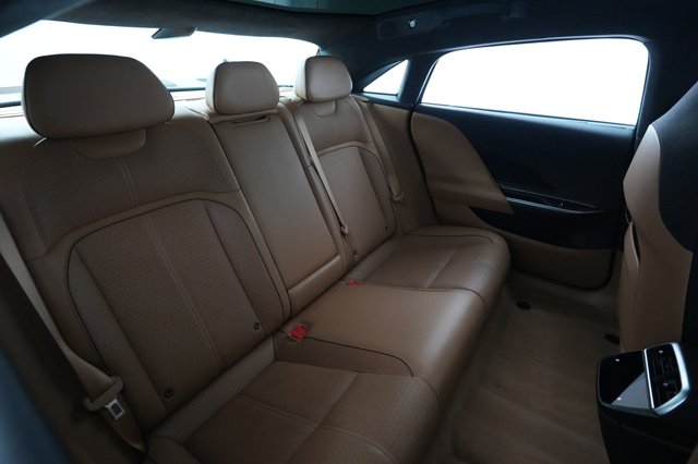 2023 Lucid Air — photo 4 of 20