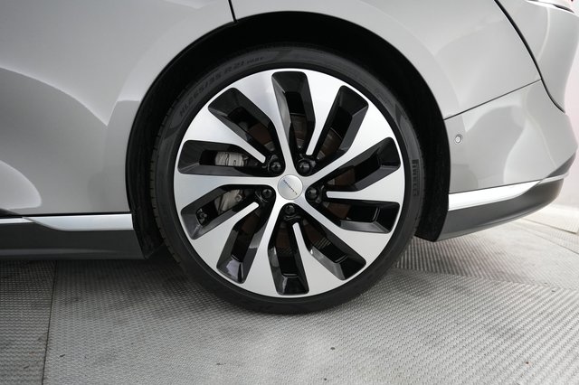2023 Lucid Air — photo 7 of 21