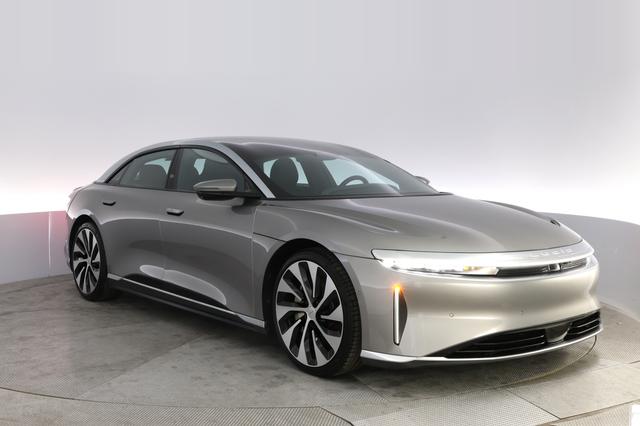2023 Lucid Air — photo 10 of 21