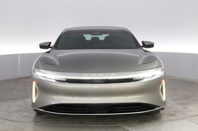 2023 Lucid Air — photo 9 of 21