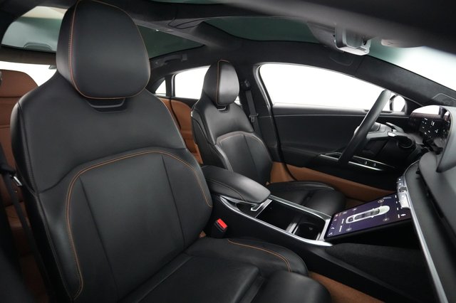 2023 Lucid Air — photo 18 of 21