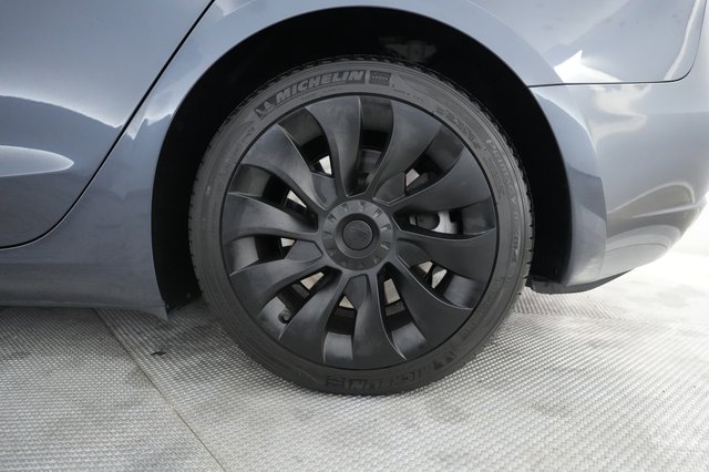 2023 Tesla Model 3 — photo 7 of 20