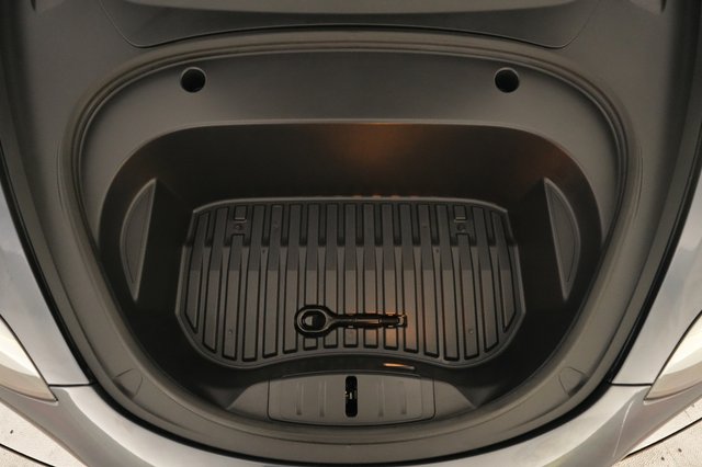 2023 Tesla Model 3 — photo 6 of 20