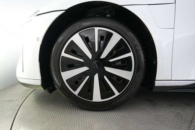 2023 Lucid Air — photo 15 of 21
