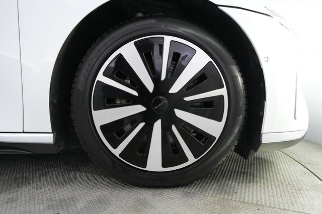 2023 Lucid Air — photo 16 of 21