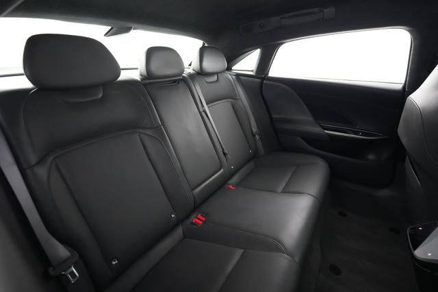 2023 Lucid Air — photo 4 of 21