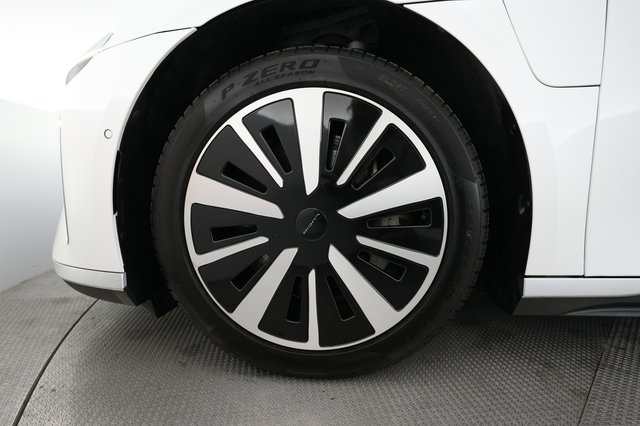 2023 Lucid Air — photo 15 of 21