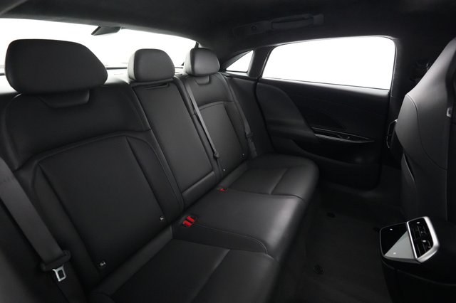 2023 Lucid Air — photo 4 of 21
