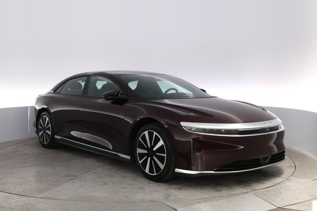 2023 Lucid Air — photo 10 of 21