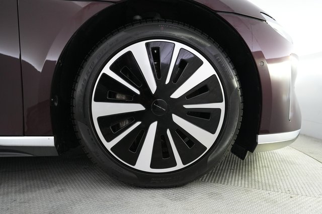 2023 Lucid Air — photo 16 of 21