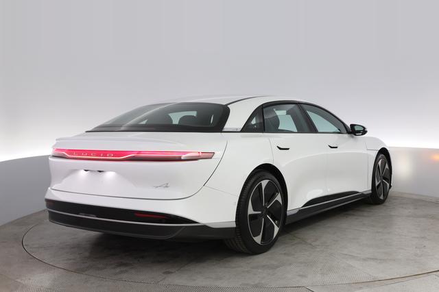 2023 Lucid Air — photo 2 of 21