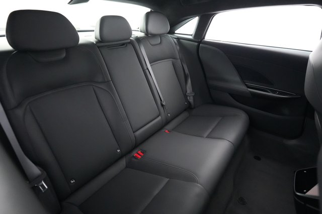 2023 Lucid Air — photo 4 of 21