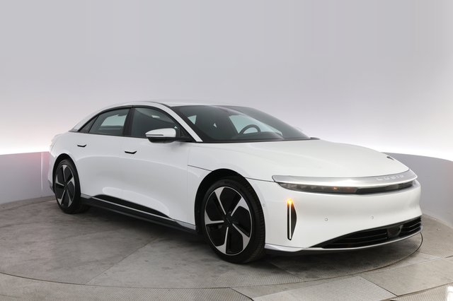 2023 Lucid Air — photo 10 of 21