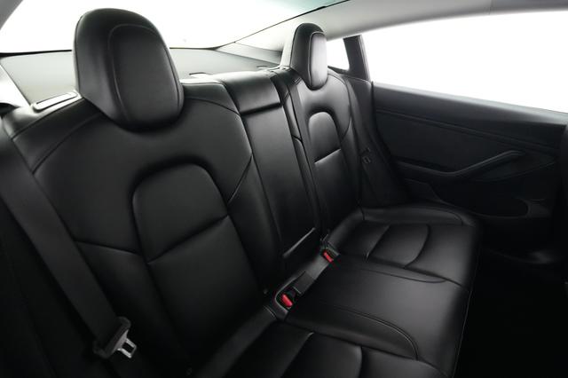 2023 Tesla Model 3 — photo 4 of 21