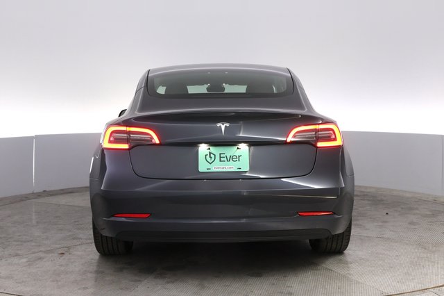 2023 Tesla Model 3 — photo 12 of 21