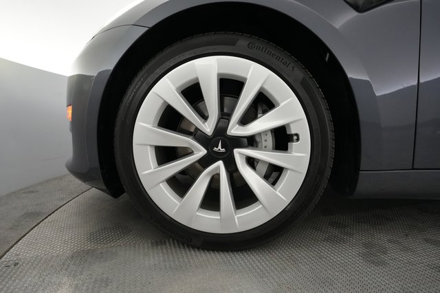 2023 Tesla Model 3 — photo 15 of 21