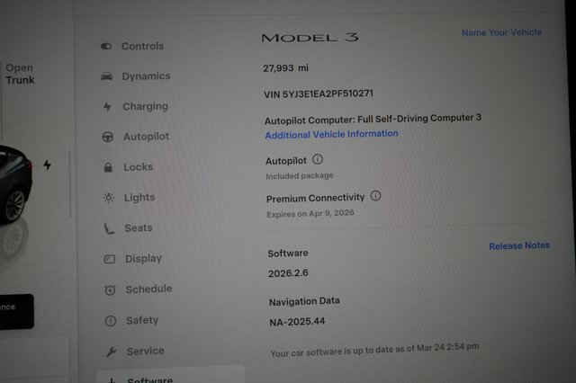 2023 Tesla Model 3 — photo 5 of 21