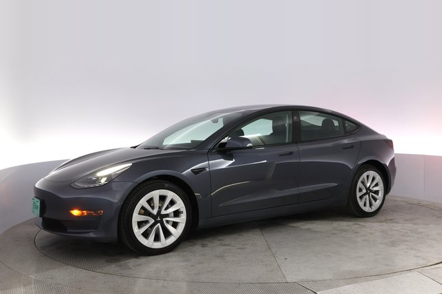 2023 Tesla Model 3 — photo 14 of 21