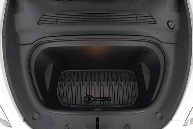 2023 Tesla Model Y — photo 20 of 21