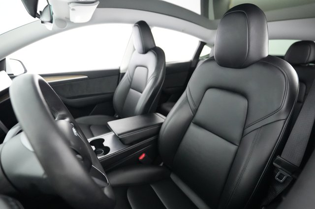 2023 Tesla Model Y — photo 3 of 21