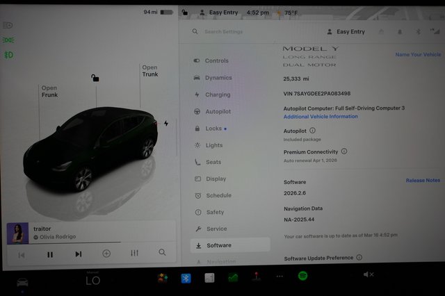 2023 Tesla Model Y — photo 5 of 21