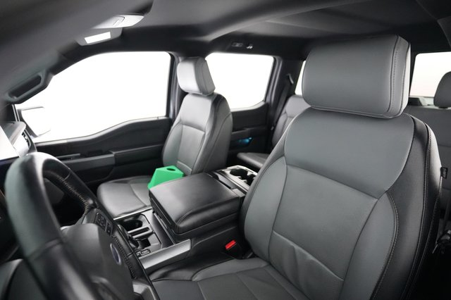 2022 Ford F-150 Lightning — photo 12 of 15
