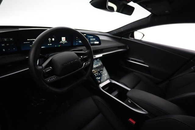 2023 Lucid Air — photo 18 of 21