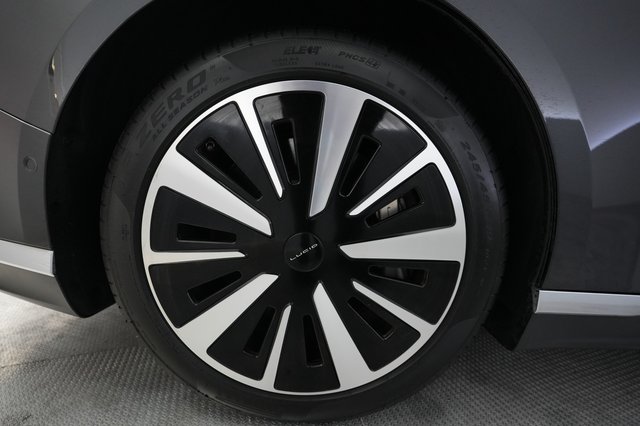 2023 Lucid Air — photo 16 of 21