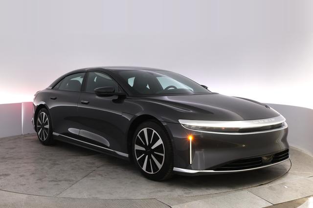 2023 Lucid Air — photo 10 of 21