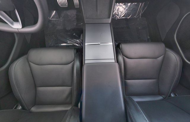 2024 Tesla Model 3 — photo 20 of 21
