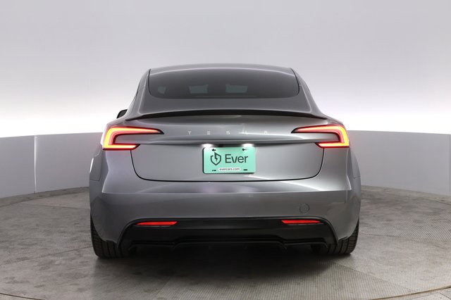 2024 Tesla Model 3 — photo 12 of 21