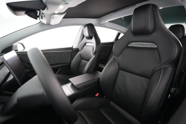 2024 Tesla Model 3 — photo 3 of 21